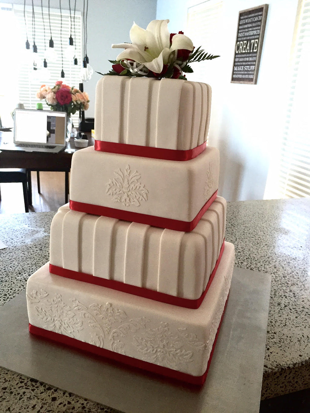 12-10-8-6 Square Cake Stand Set